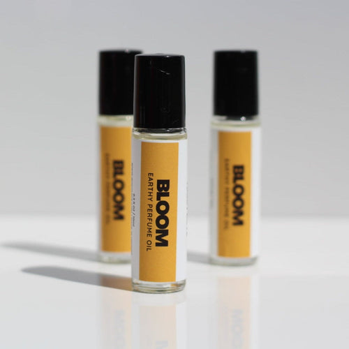 Sunshine in a bottle! Bloom radiates citrus, juicy fruits & florals. Increase Body Confidence with this fragrance oil 